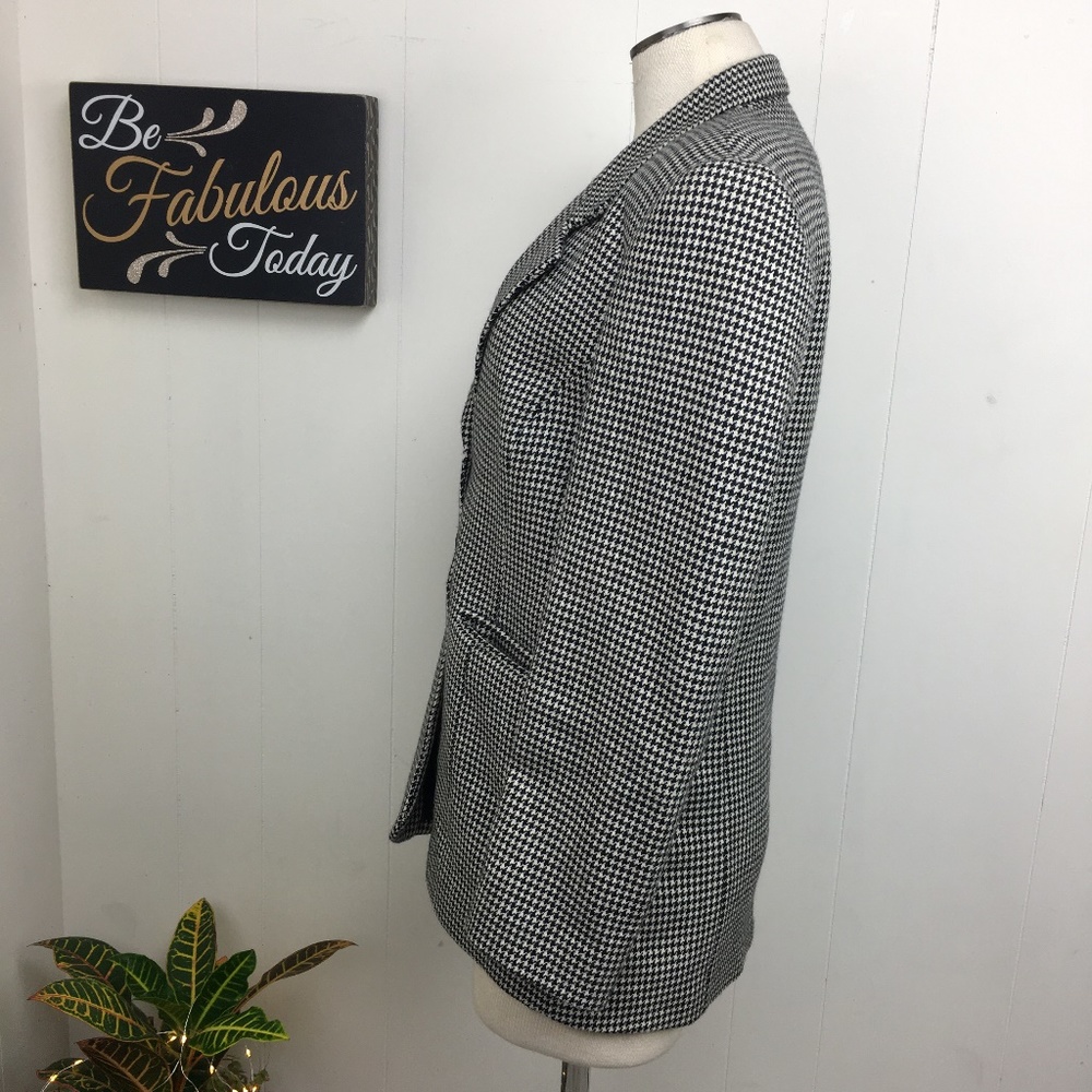Larry Levine Black & White Houndstooth Blazer - Picture 6 of 8